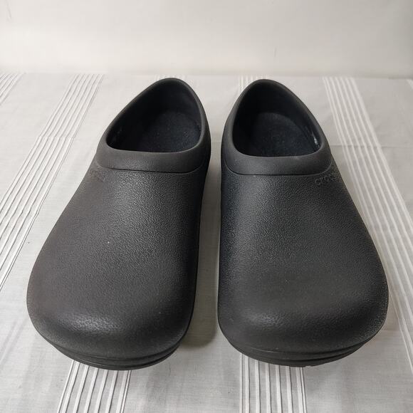 CROCS On The Clock Work Shoes Clogs Slip On Black Slip Resistant Mens 6 Womens 8 - Picture 3 of 11
